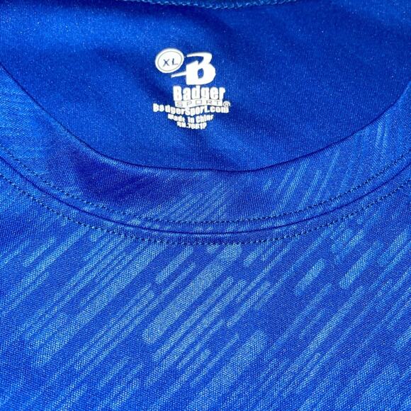 Sunday Funday Chicago Cubs short sleeve shirt size XL - Picture 3 of 3